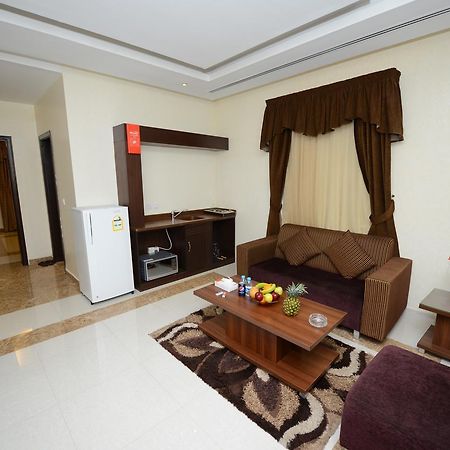 Hotelier Suites ริยาดห์ ภายนอก รูปภาพ