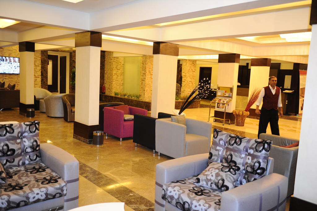 Hotelier Suites ริยาดห์ ภายนอก รูปภาพ